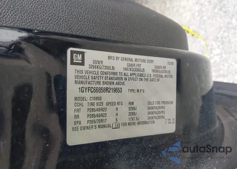 2008 Cadillac Escalade Esv Standard z USA, uszkodzony, nr VIN 1GYFC66858R219653